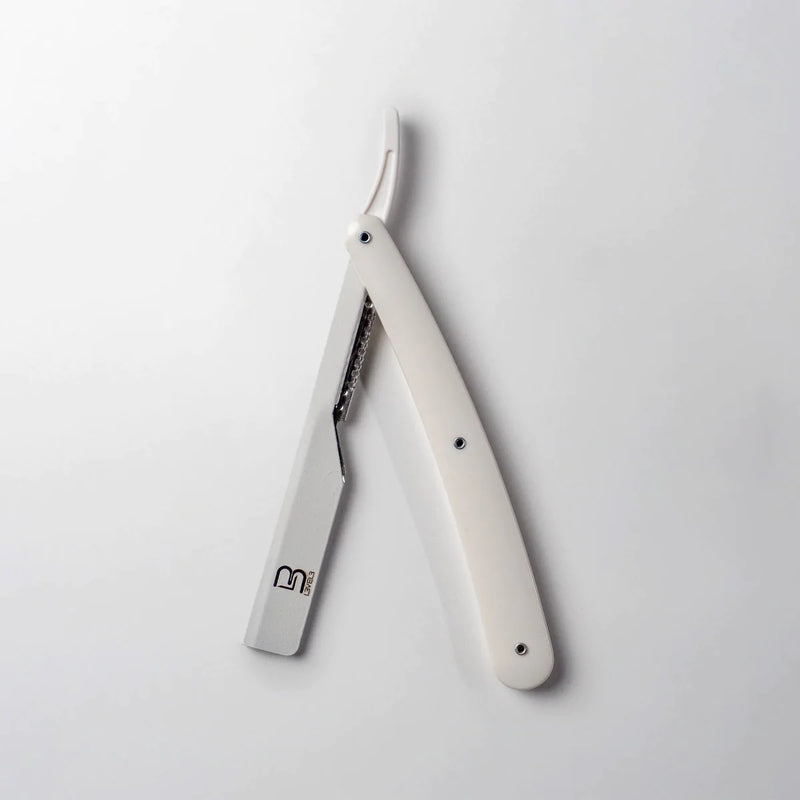 L3VEL3 Razor Holder